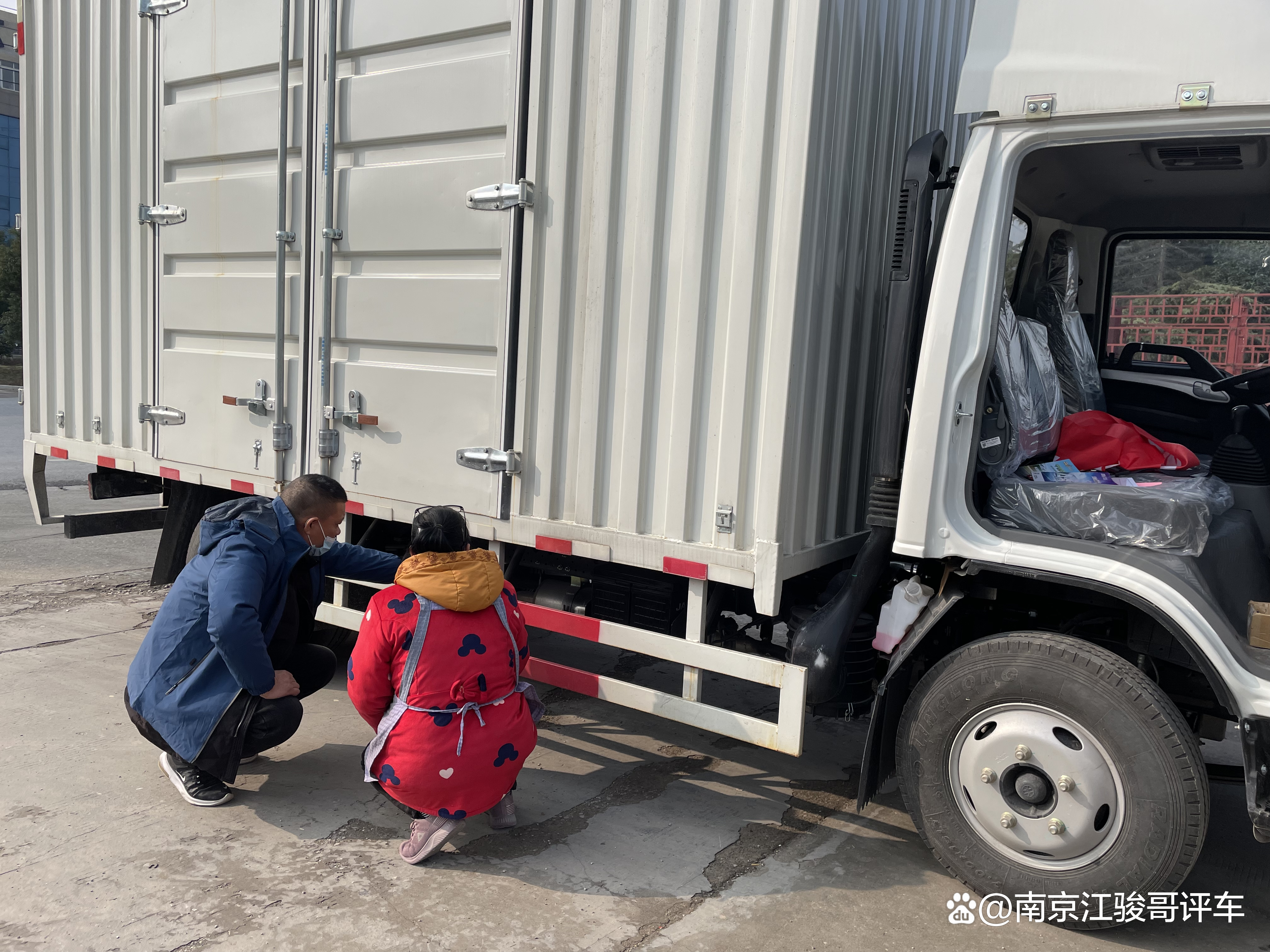 俞善君参赞出席江淮新车在哥斯达黎加发布仪式